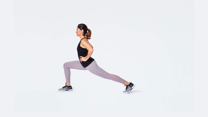 Выпады на фото.