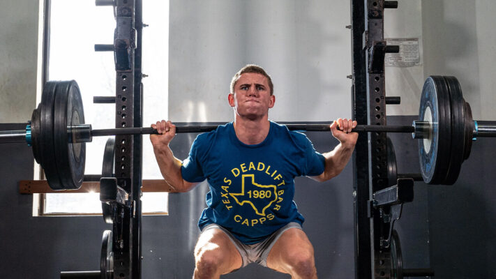 Приседания со штангой: фото.