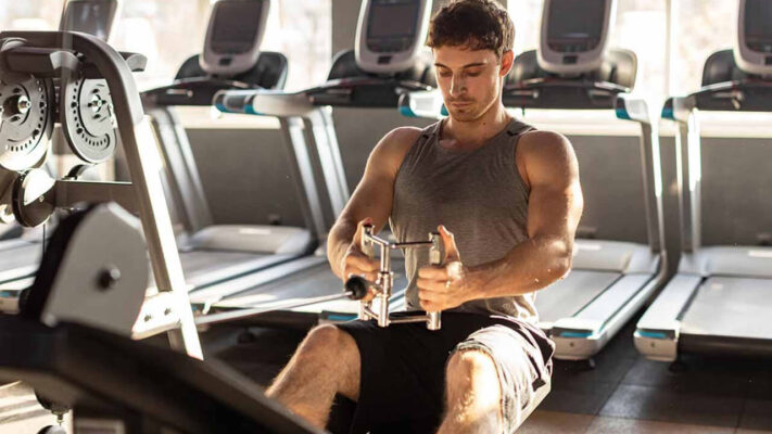 Горизонтальная тяга блока.