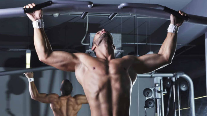 Сколько подтягиваются мужчины в 40: фото.