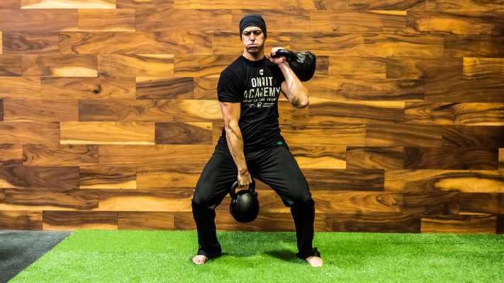 Тяга гориллы: фото.