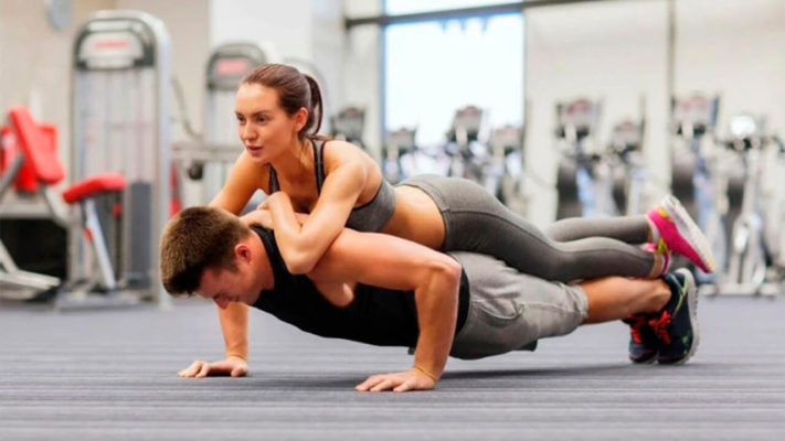 Самые сложные отжимания от пола: фото.