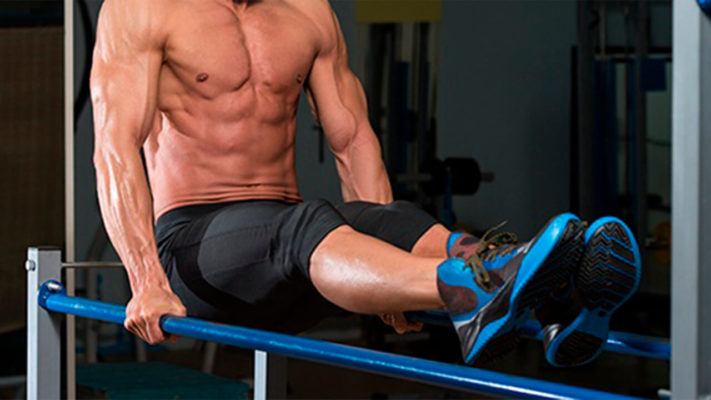 Упражнения на пресс на брусьях: фото.