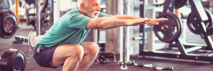 Утренняя зарядка для мужчин после 50: фото.