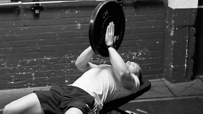 Чем заменить отжимания от пола: фото.