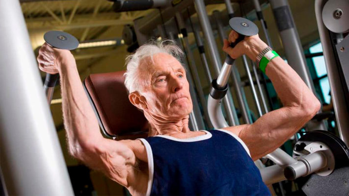 Силовые тренировки после 60 лет для мужчины: фото.