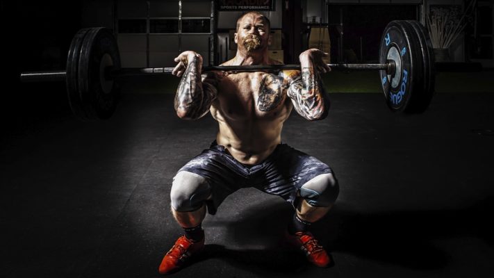 Ошибки во время приседаний со штангой: фото.