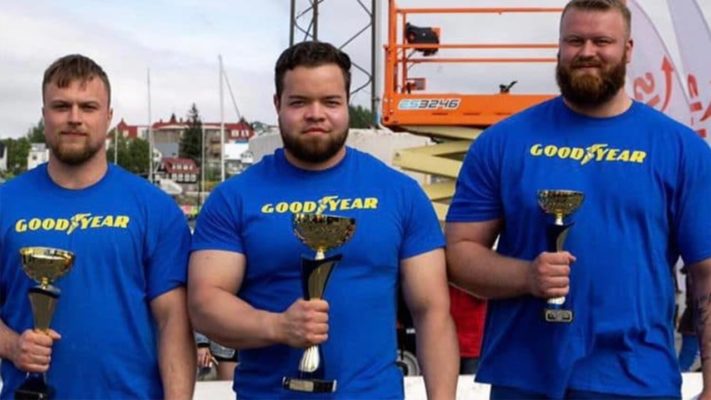 Самый сильный человек Исландии: фото.