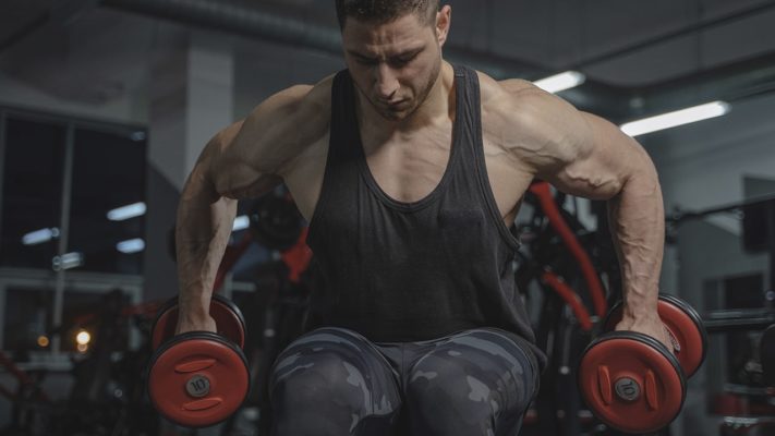 Тренировка грудь-плечи: фото.