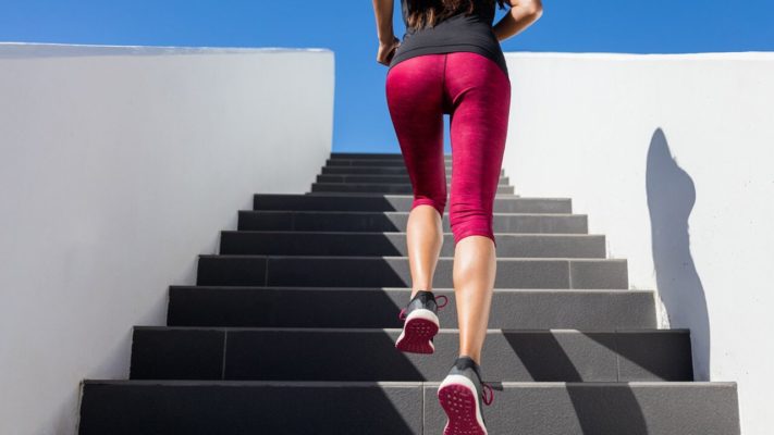 Ходьба по лестнице: фото.