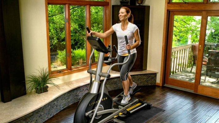 Тренировка на эллипсе: фото.