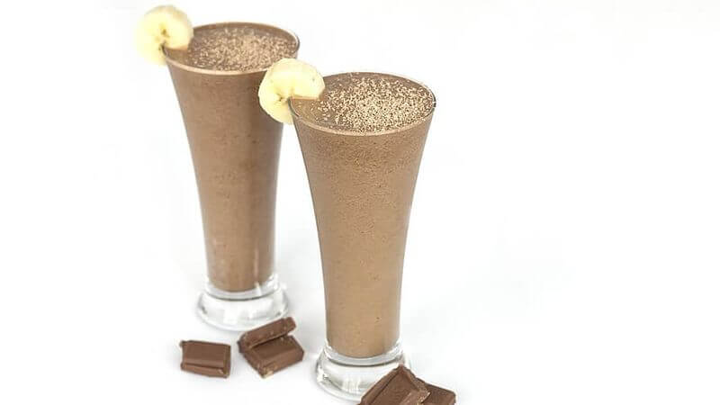 Шоколадный белковый коктейль для набора веса: фото.