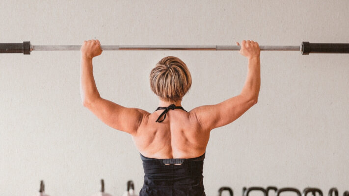 Тренажеры после 50 лет: постер.