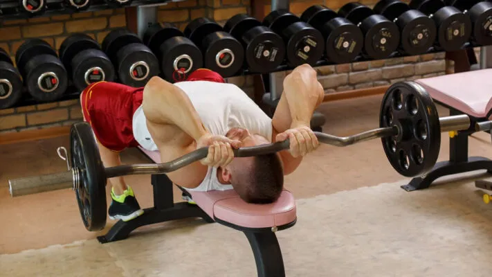 Французский жим: фото.