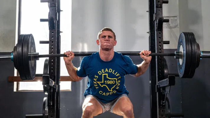 Приседания со штангой: фото.