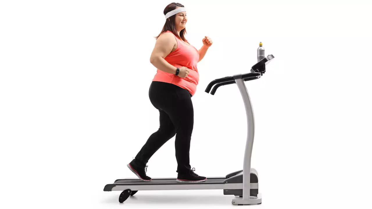 Бег на беговой дорожке для похудения.