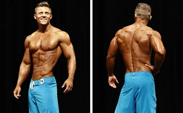 Стив Кук позирование