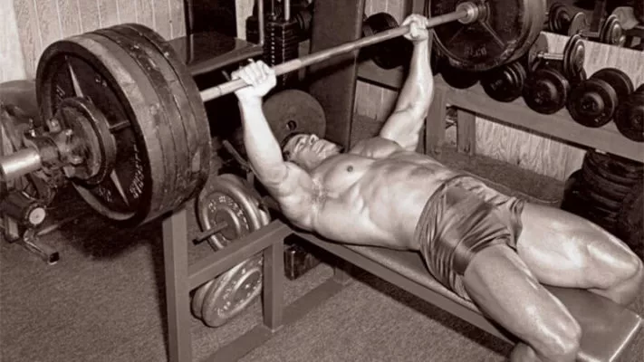 Пирамида в бодибилдинге: фото.