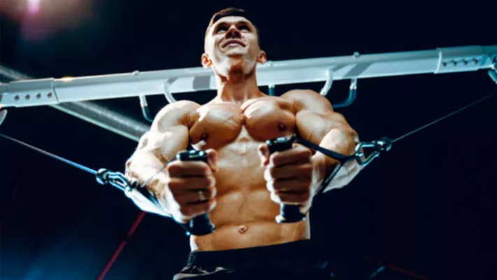 Изолирующие упражнения на грудные мышцы: фото.