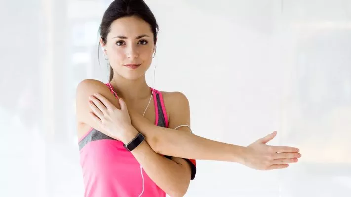 Разминка для рук и плеч: фото.