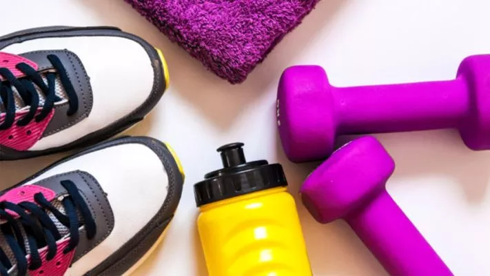 Что подарить женщине тренеру на Новый год: фото.