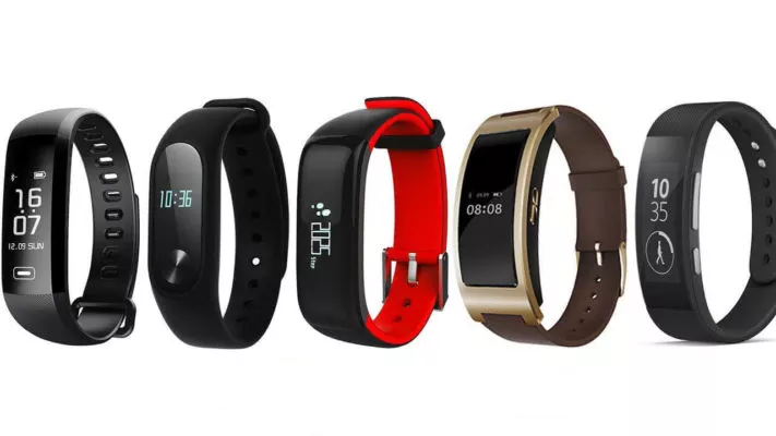 Дешевые фитнес-браслеты: фото.