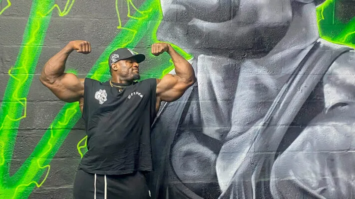 Chinedu Andrew Obiekea: фото обложка.